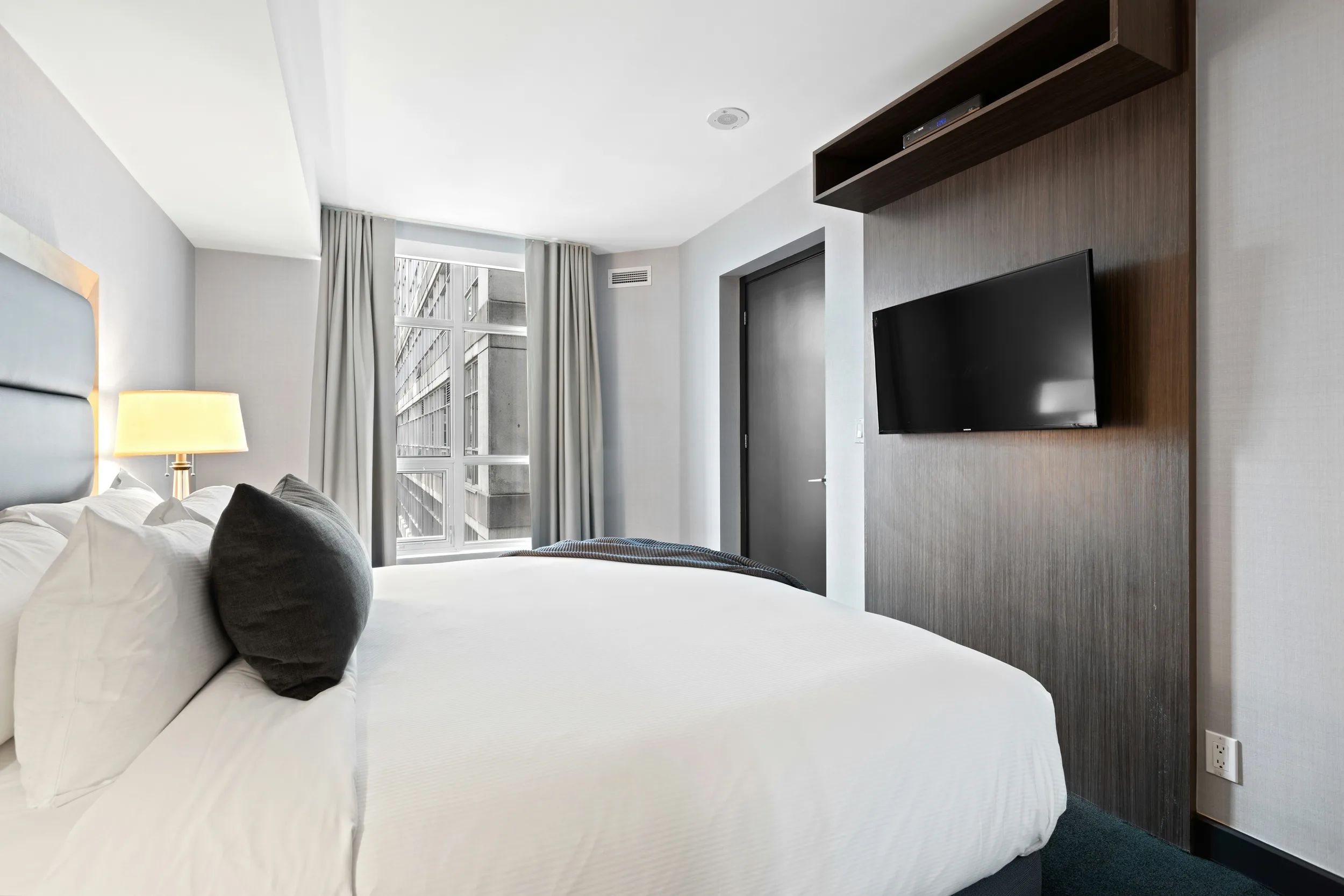 Villa Giorgos Center